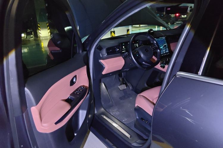 Used Nio EC6 2020 615 km Signature Edition Driver Seat