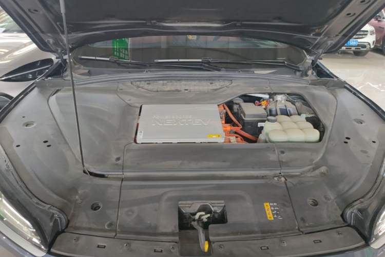 Used Nio EC6 2020 615 km Performance Edition Engine Bay