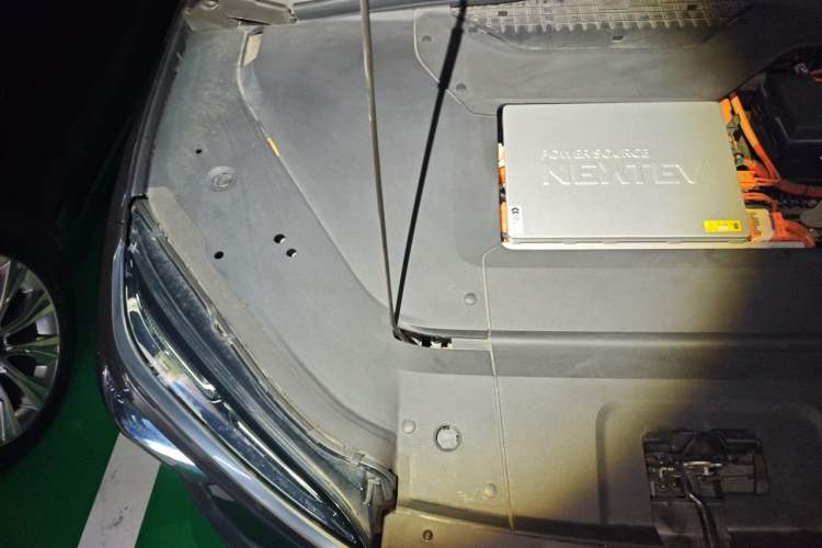 Used Nio EC6 2020 430 km Sport Version Engine Bay Right