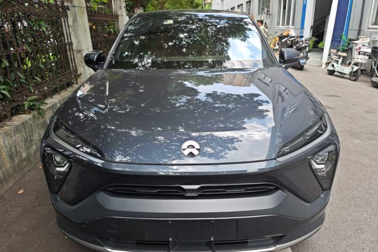 Used Nio EC6 2020 430 km Sport Version Front