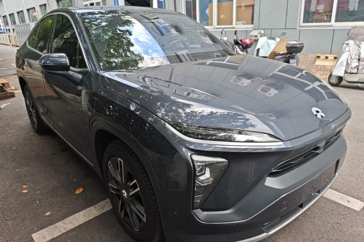 Used Nio EC6 2020 430 km Sport Version Front Right 45 Deg