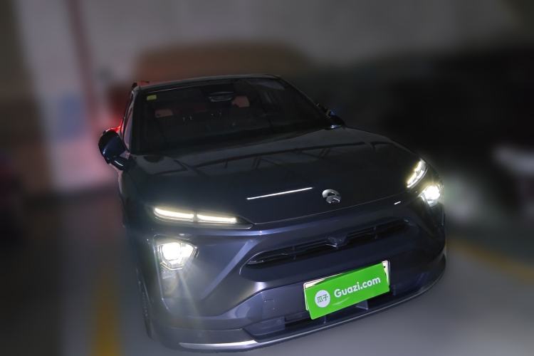Used Nio EC6 2020 615 km Signature Edition Front Right 45 Deg