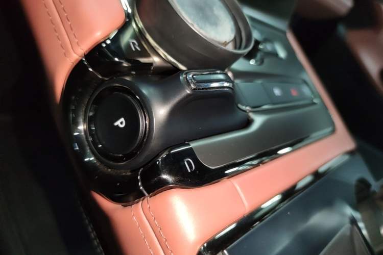 Used Nio EC6 2020 615 km Performance Edition Gear Lever