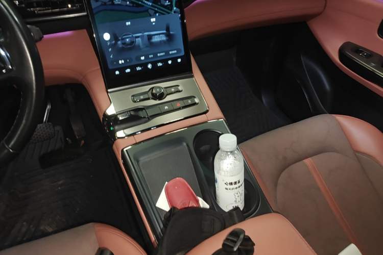 Used Nio EC6 2020 615 km Performance Edition Gear Lever