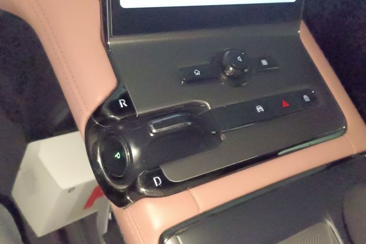 Used Nio EC6 2020 440KM Signature Edition Gear Lever
