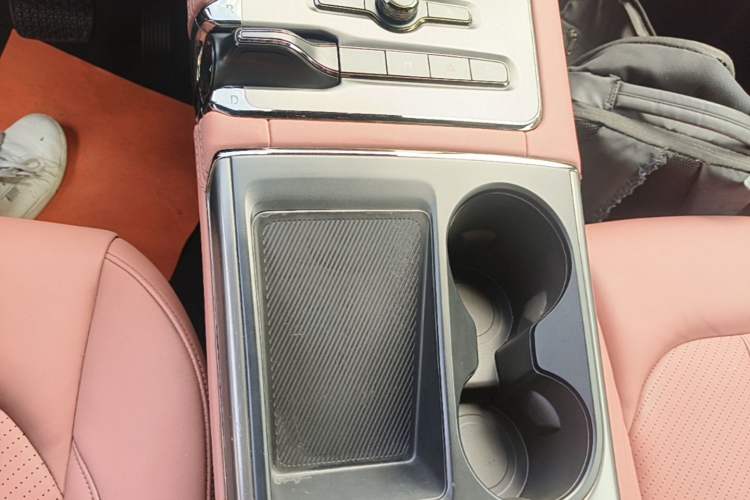 Used Nio EC6 2020 430 km Sport Version Gear Lever