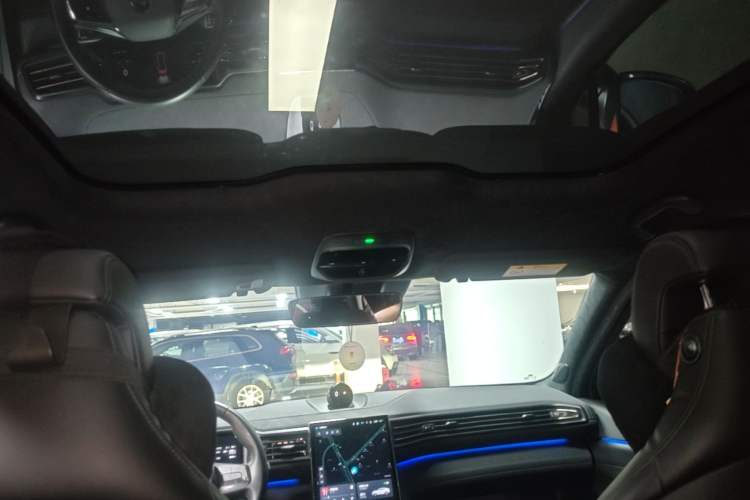 Used Nio EC6 2020 430 km Sport Version Headliner