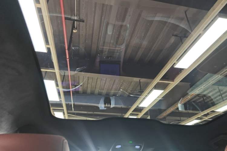 Used Nio EC6 2020 615 km Performance Edition Headliner