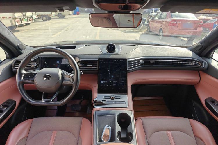 Used Nio EC6 2020 615 km Performance Edition Interior 4