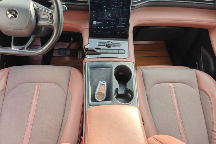 Used Nio EC6 2020 615 km Performance Edition Interior 6