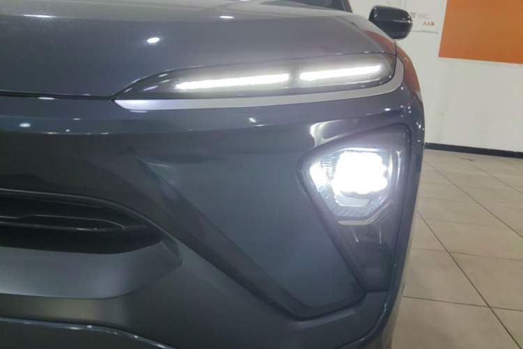 Used Nio EC6 2020 615 km Performance Edition Left Front Headlight