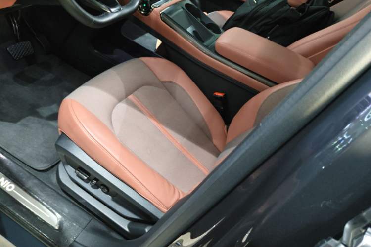 Used Nio EC6 2020 430 km Sport Version Left Front Seat