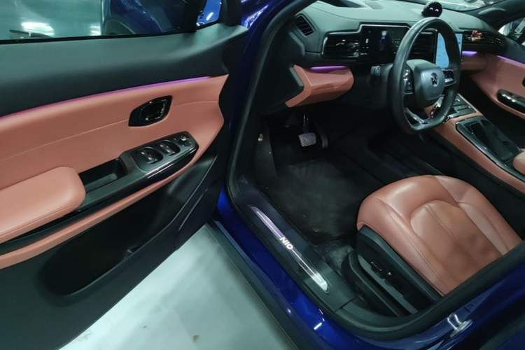 Used Nio EC6 2020 615 km Performance Edition Left Front Seat