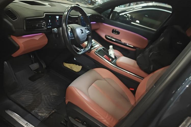 Used Nio EC6 2020 615 km Performance Edition Left Front Seat