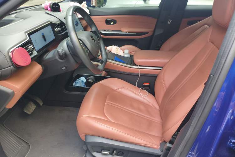 Used Nio EC6 2020 615 km Performance Edition Left Front Seat