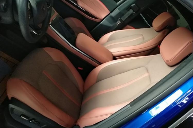 Used Nio EC6 2020 605 km Sport Edition Left Front Seat