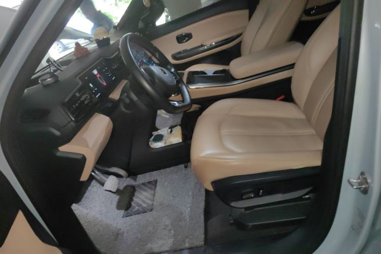 Used Nio EC6 2020 615 km Signature Edition Left Front Seat