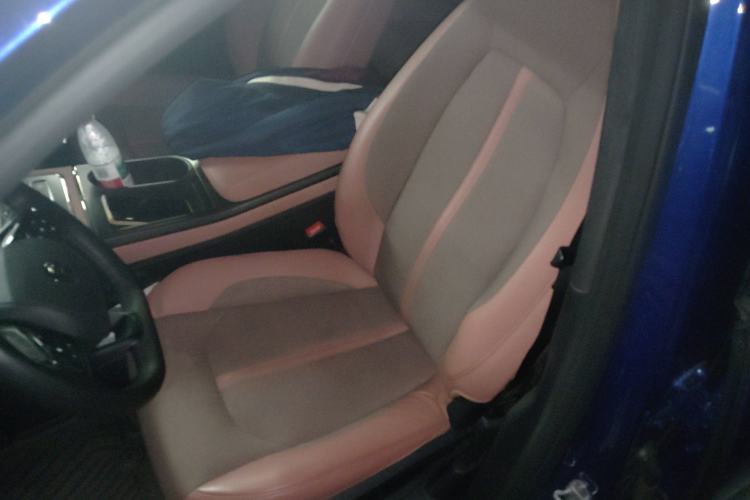 Used Nio EC6 2020 605 km Sport Edition Left Front Seat