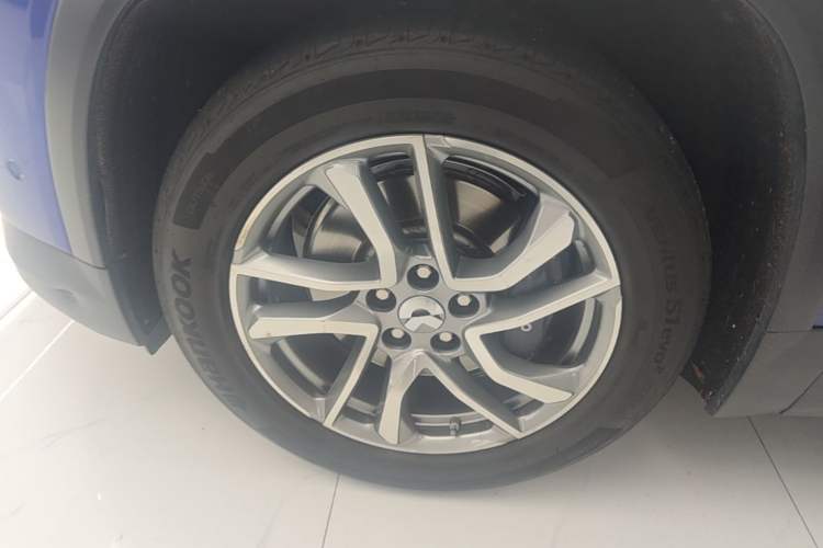 Used Nio EC6 2020 615 km Performance Edition Left Front Wheel Hub
