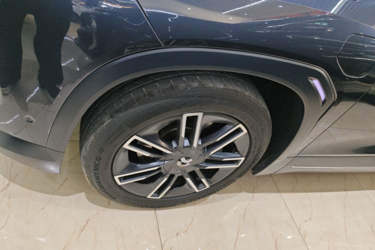 Used Nio EC6 2020 430 km Sport Version Left Front Wheel Hub