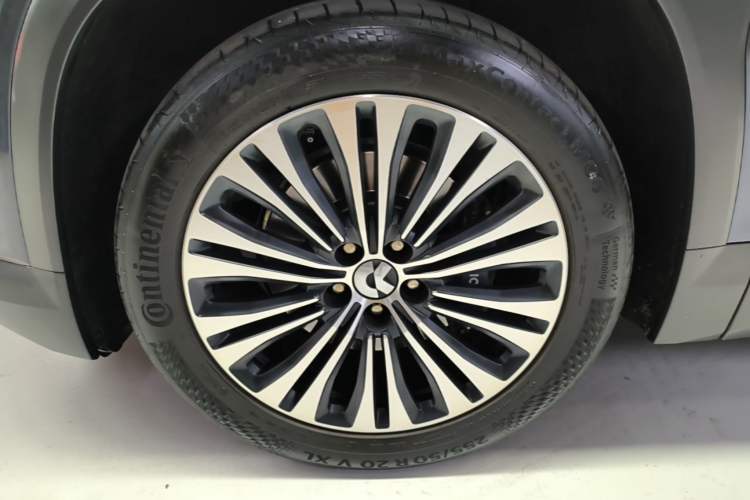 Used Nio EC6 2020 440 km Performance Version Left Front Wheel Hub