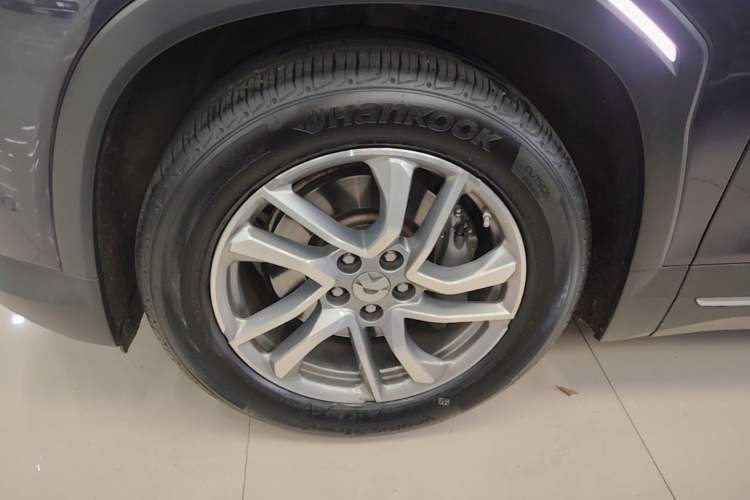 Used Nio EC6 2020 605 km Sport Edition Left Front Wheel Hub