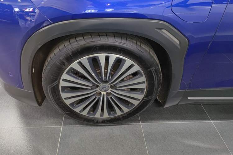 Used Nio EC6 2020 440 km Performance Version Left Front Wheel Hub