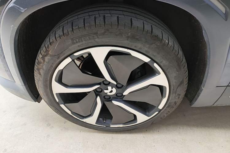 Used Nio EC6 2020 440KM Signature Edition Left Front Wheel Hub