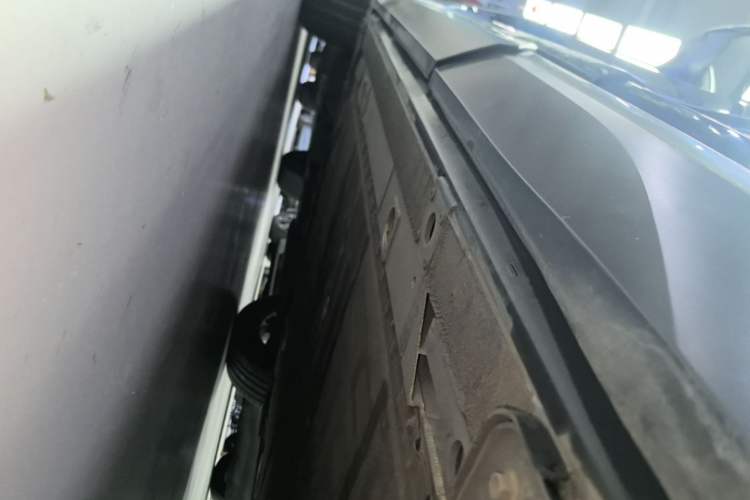 Used Nio EC6 2020 430 km Sport Version Left Side Sill