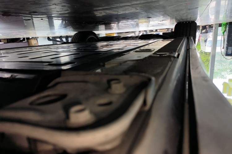 Used Nio EC6 2020 440KM Signature Edition Left Side Sill