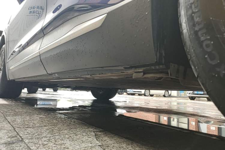 Used Nio EC6 2020 440 km Performance Version Left Side Sill