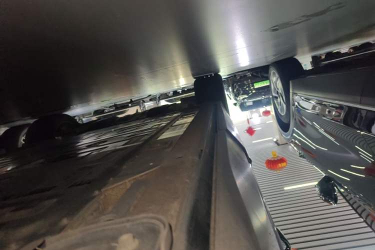 Used Nio EC6 2020 440KM Signature Edition Left Side Sill