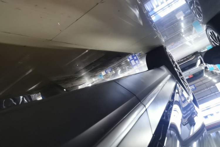 Used Nio EC6 2020 440 km Performance Version Left Side Sill