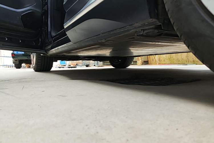 Used Nio EC6 2020 440KM Signature Edition Left Side Sill