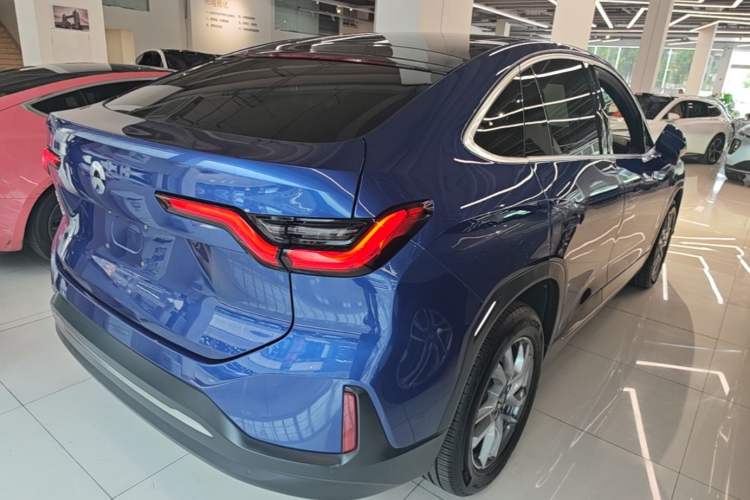 Used Nio EC6 2020 430 km Sport Version Rear Right 45 Deg