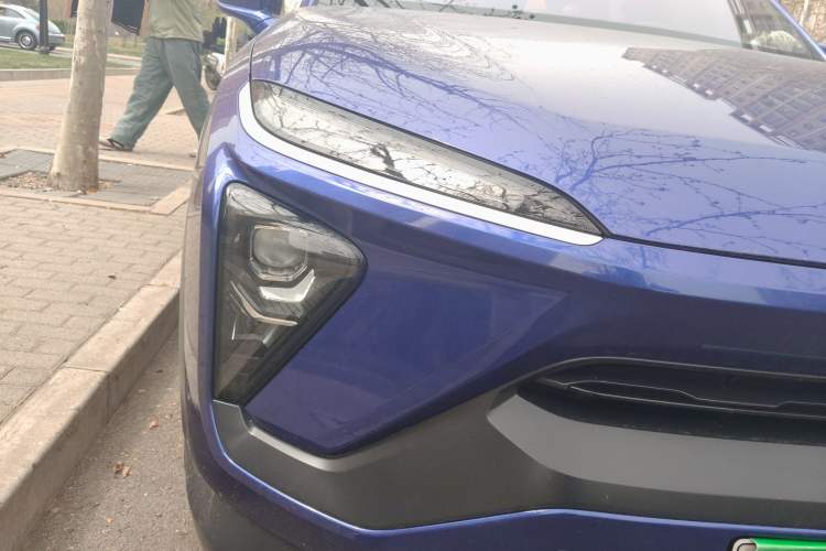Used Nio EC6 2020 440 km Performance Version Right Front Headlight