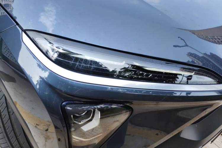 Used Nio EC6 2020 605 km Sport Edition Right Front Headlight