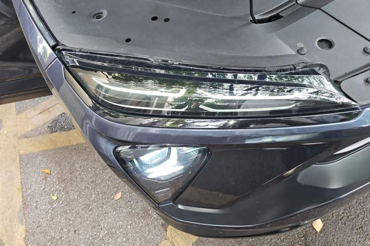 Used Nio EC6 2020 430 km Sport Version Right Front Headlight