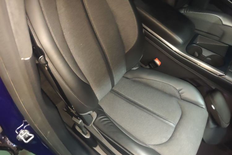 Used Nio EC6 2020 440 km Performance Version Right Front Seat