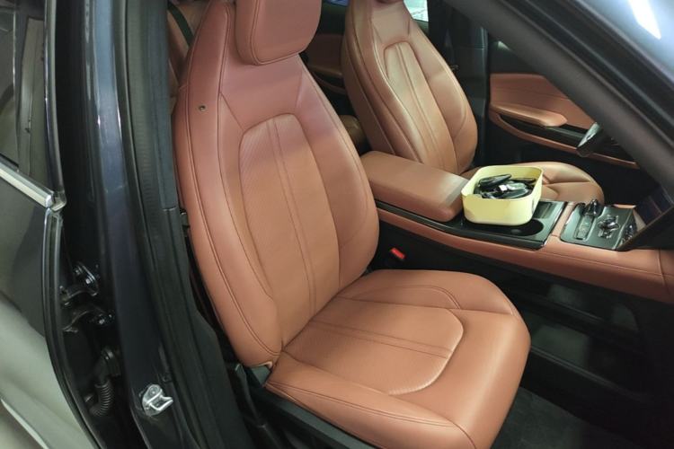 Used Nio EC6 2020 440 km Performance Version Right Front Seat