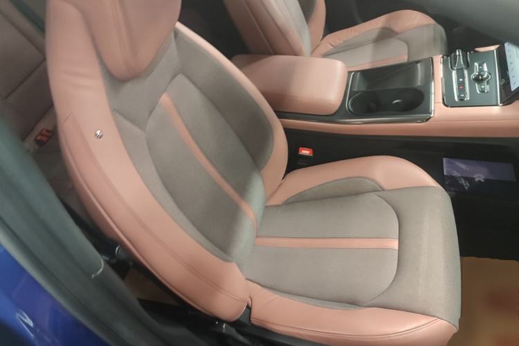 Used Nio EC6 2020 475 km Performance Version Right Front Seat