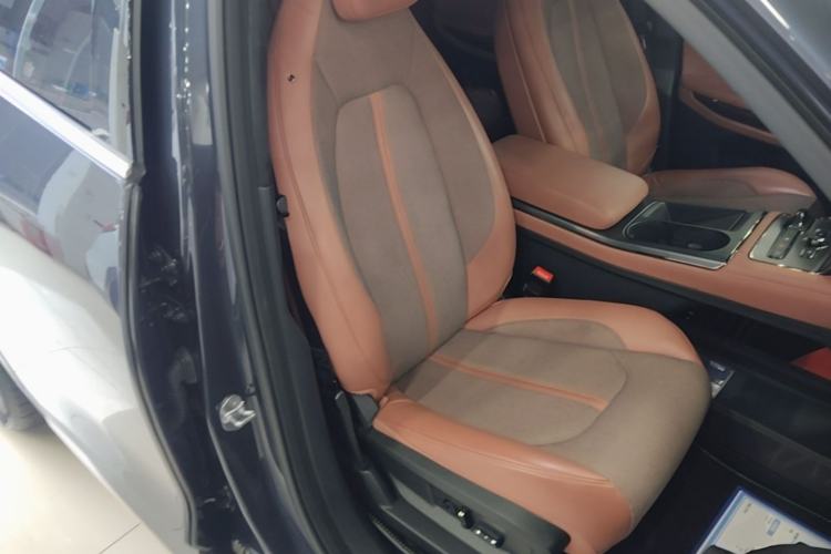 Used Nio EC6 2020 605 km Sport Edition Right Front Seat