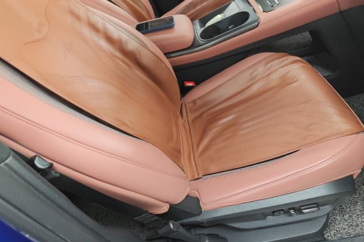 Used Nio EC6 2020 615 km Performance Edition Right Front Seat