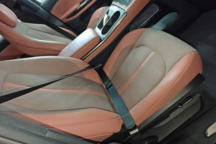 Used Nio EC6 2020 605 km Sport Edition Right Front Seat