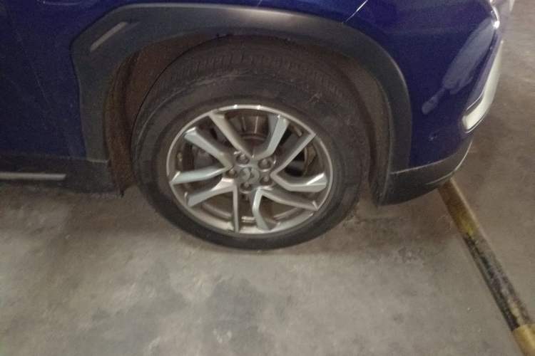 Used Nio EC6 2020 430 km Sport Version Right Front Wheel Hub