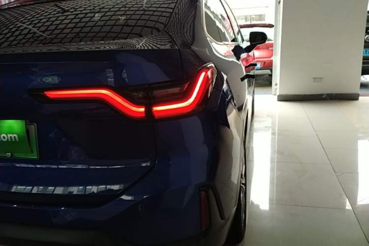 Used Nio EC6 2020 605 km Sport Edition Right Rear Taillight