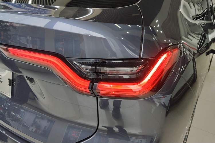 Used Nio EC6 2020 605 km Sport Edition Right Rear Taillight