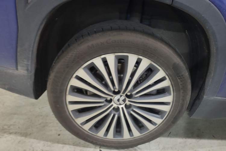 Used Nio EC6 2020 430 km Sport Version Right Rear Wheel Hub