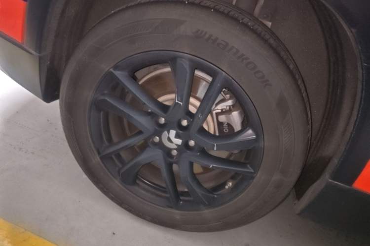 Used Nio EC6 2020 430 km Sport Version Right Rear Wheel Hub