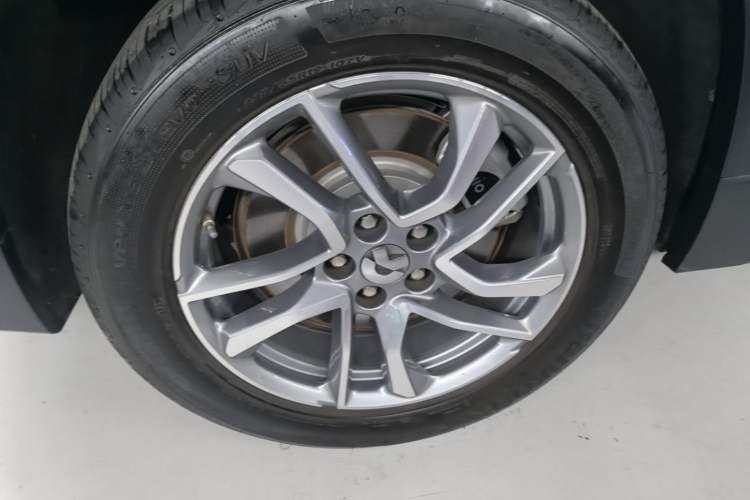 Used Nio EC6 2020 430 km Sport Version Right Rear Wheel Hub